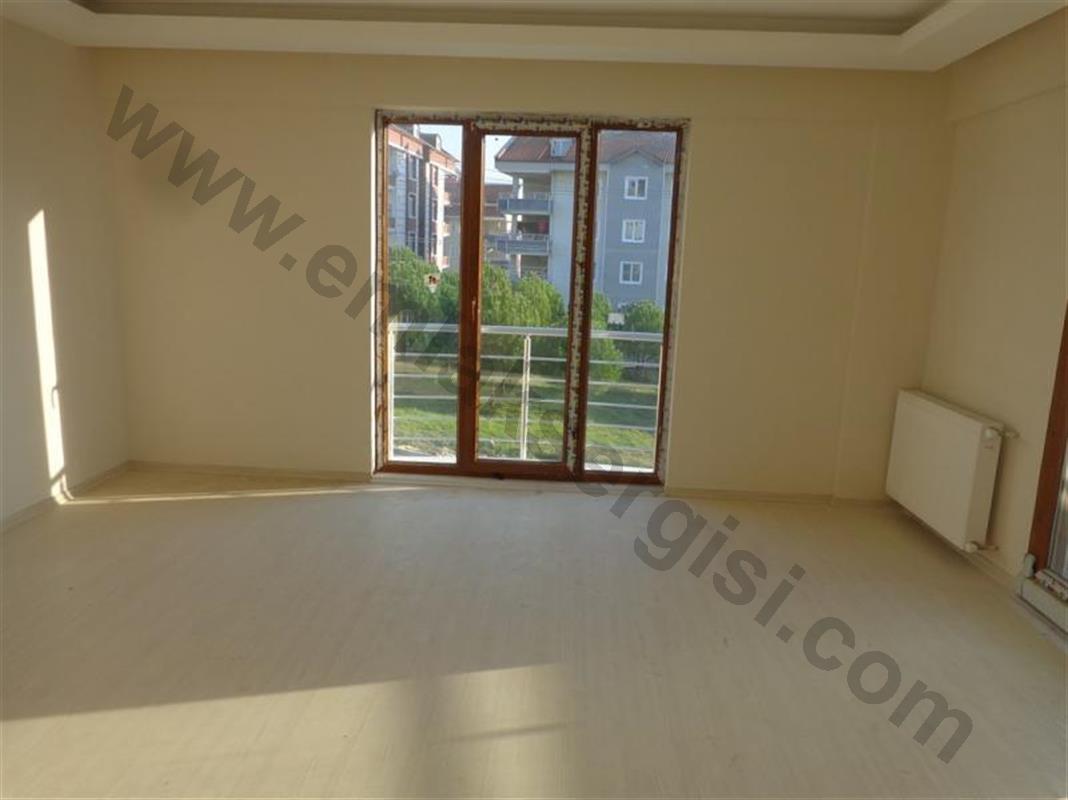 Bursa Yildirim Yesil De Kiralik 2 1 Full Luks Esyali Kiralik Bakimli Daire 800 Tl Emlak Sergisi